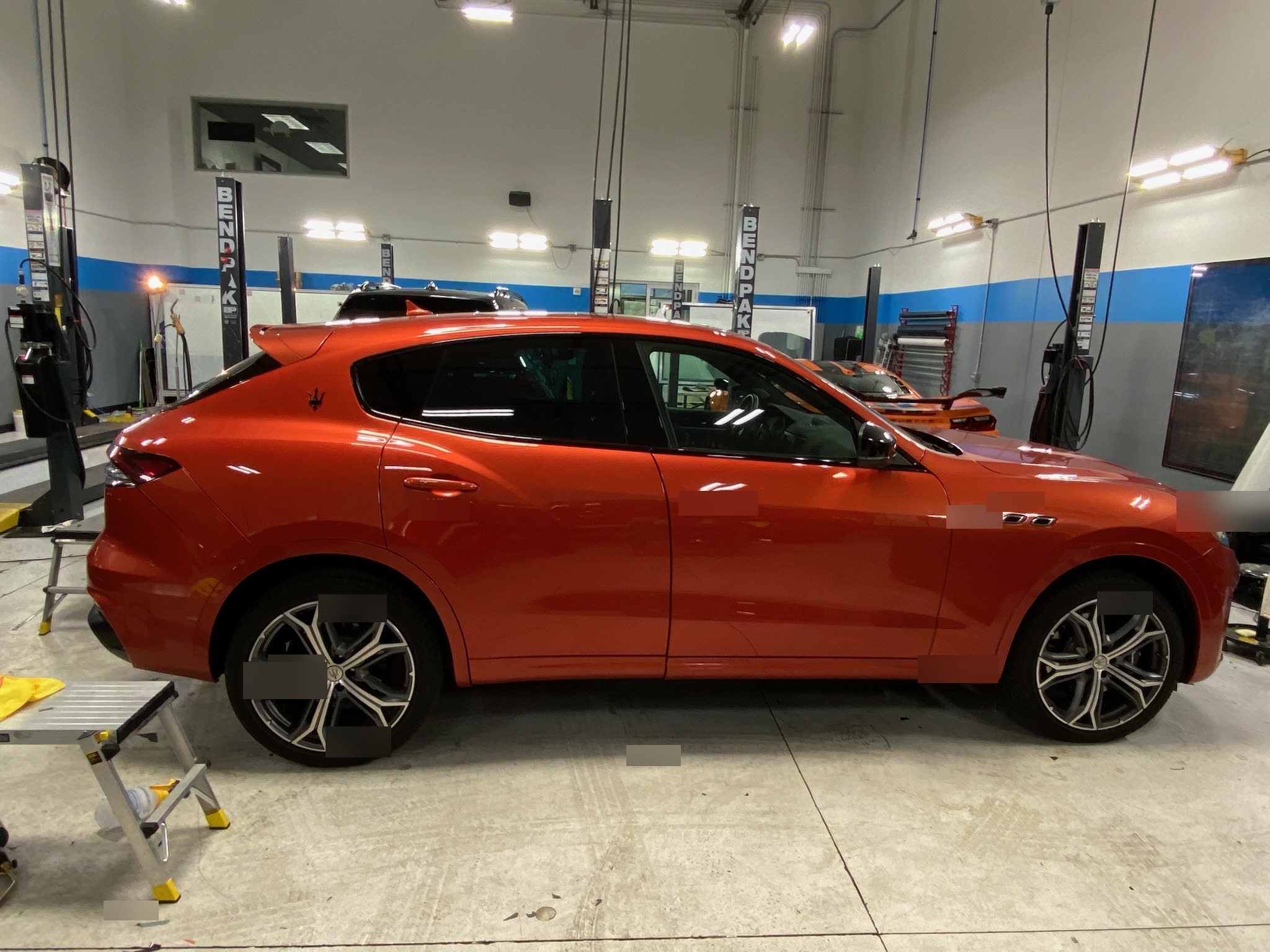 Maserati Levante tint